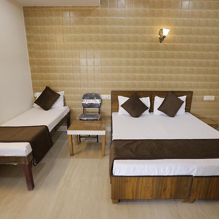 Basil Inn Home Stay Walking Distance From Taj Mahal Agra Агра Екстериор снимка