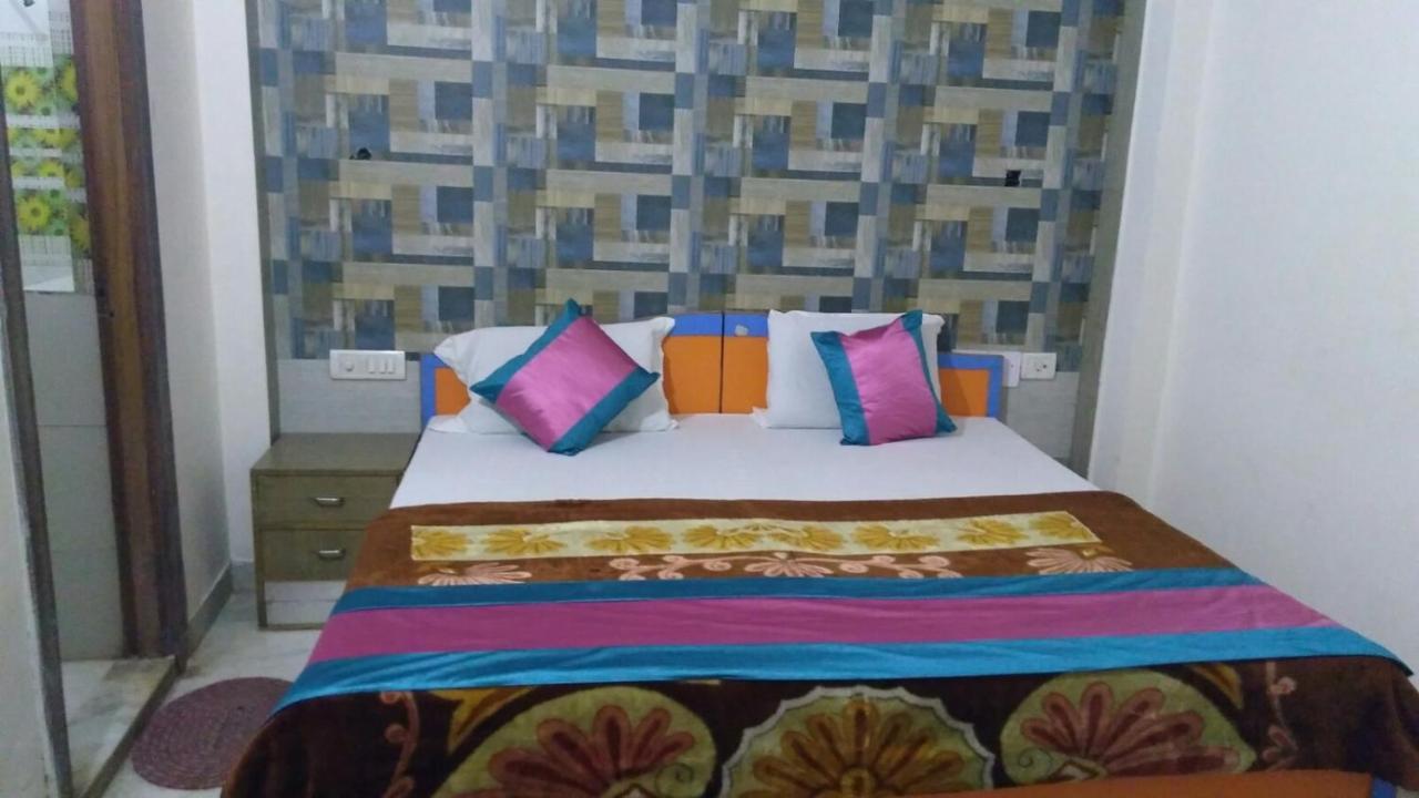 Basil Inn Home Stay Walking Distance From Taj Mahal Agra Агра Стая снимка