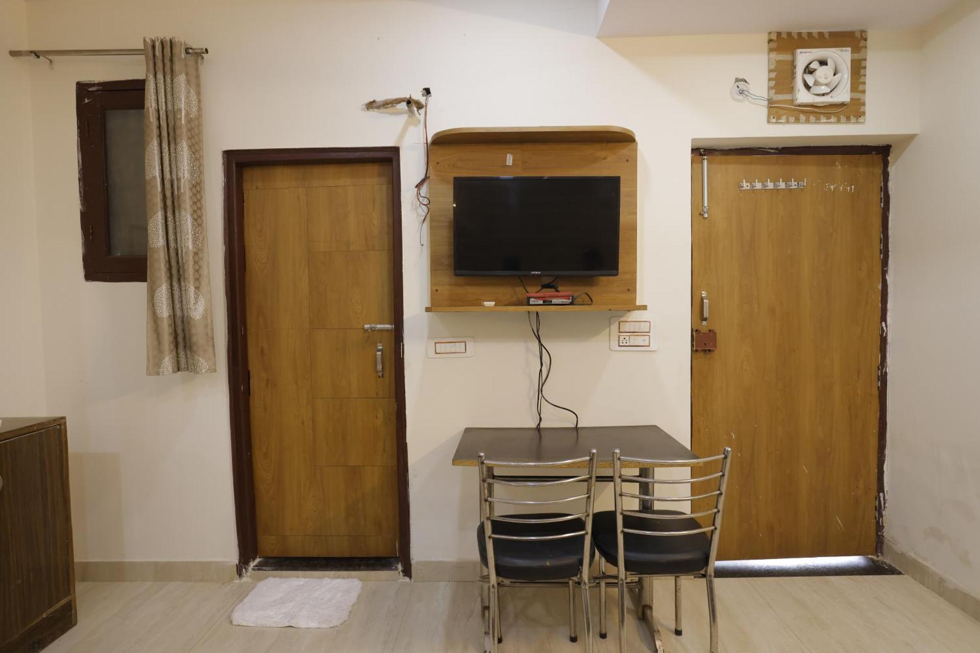 Basil Inn Home Stay Walking Distance From Taj Mahal Agra Агра Екстериор снимка